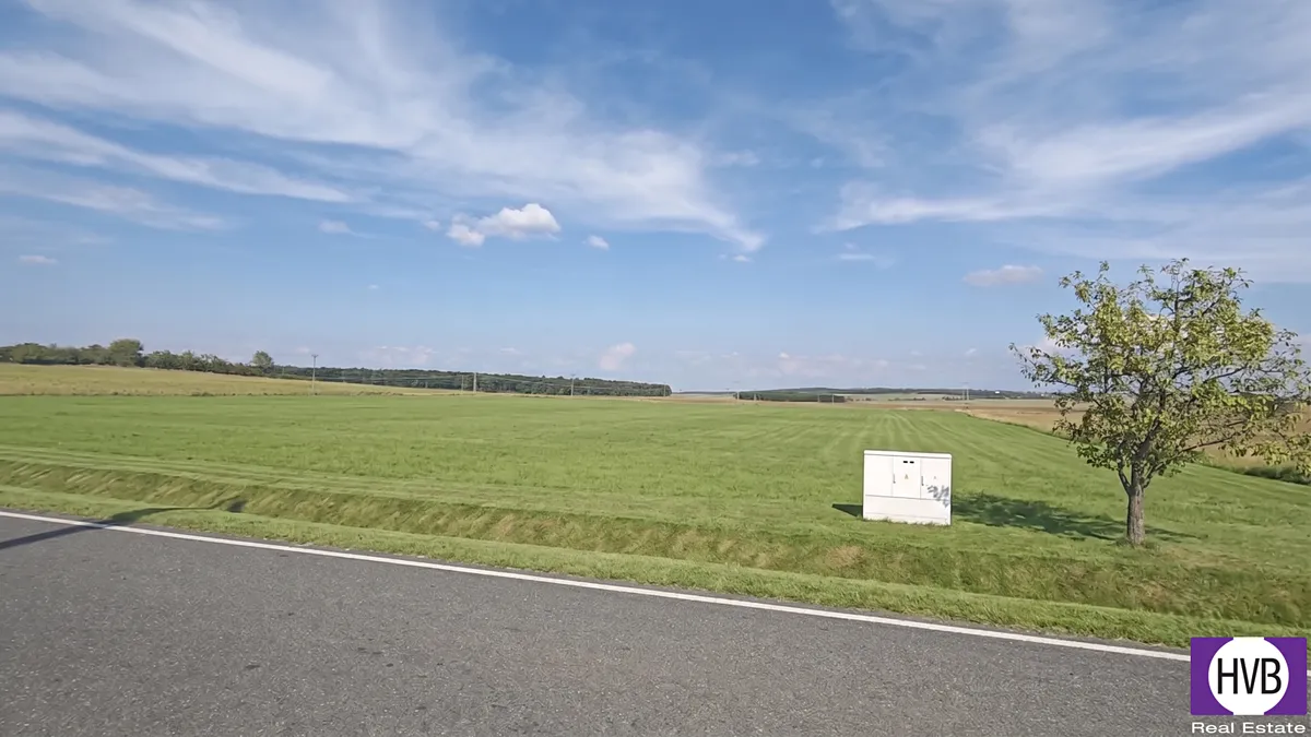 Prodej stavebního pozemku 1380 m²